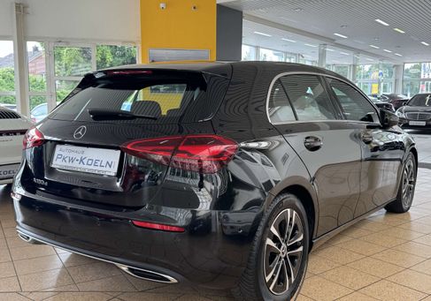 Mercedes-Benz A 180, 2025