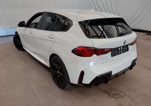 BMW 120, 2025