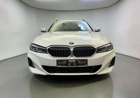BMW 318, 2023