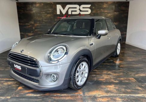 MINI ONE, 2020