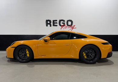 Porsche, 2025