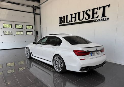 BMW 740, 2019
