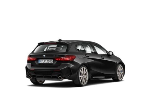 BMW 135, 2021