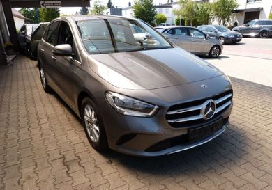 Mercedes-Benz B 180, 2019