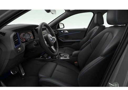 BMW 135, 2021