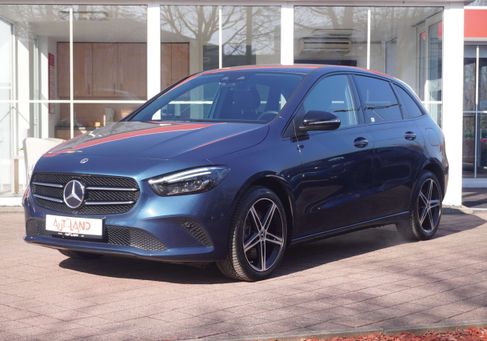 Mercedes-Benz B 250, 2022