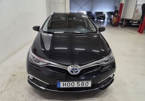 Toyota Auris Touring Sports, 2017