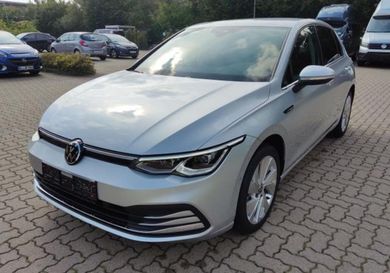 Volkswagen Golf, 2023