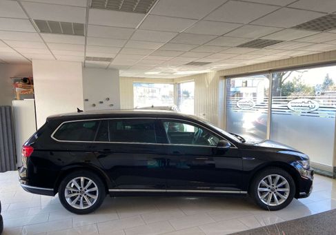 Volkswagen Passat Variant, 2022