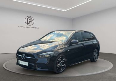 Mercedes-Benz B 200, 2022