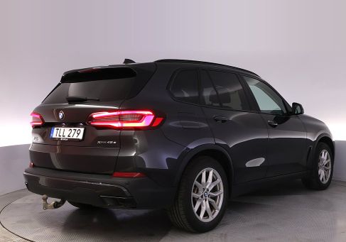 BMW X5, 2021