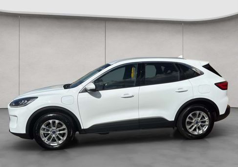 Ford Kuga, 2022
