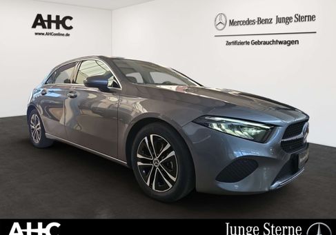 Mercedes-Benz A 180, 2025