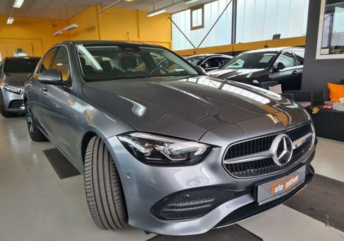 Mercedes-Benz C 200, 2022