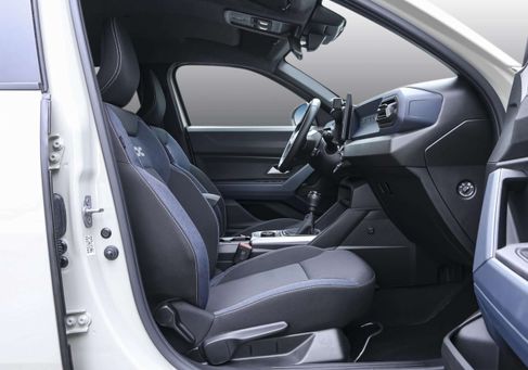 Dacia Duster, 2025