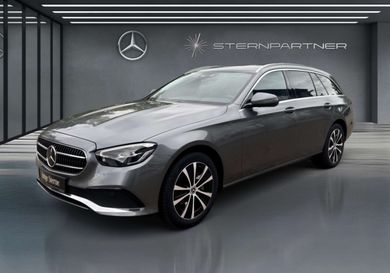 Mercedes-Benz E 300, 2022