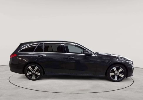 Mercedes-Benz C 220, 2023 3