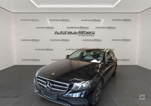 Mercedes-Benz E 300, 2020