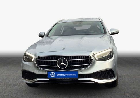 Mercedes-Benz E 220, 2020
