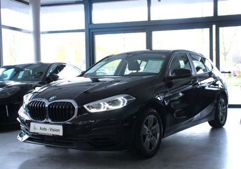 BMW 116, 2022