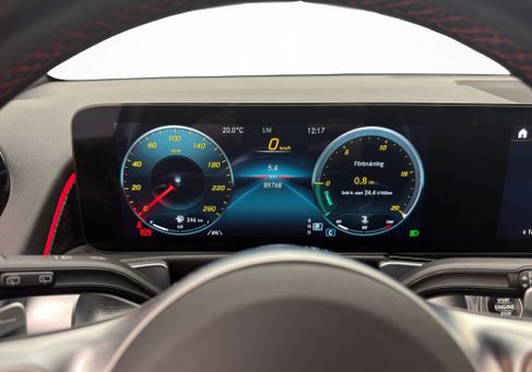 Mercedes-Benz GLB 200, 2021