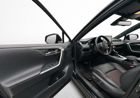Toyota RAV 4, 2021 3