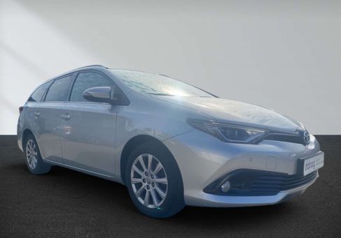 Toyota Auris, 2019
