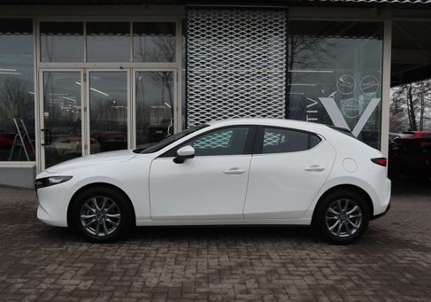 Mazda 3, 2025