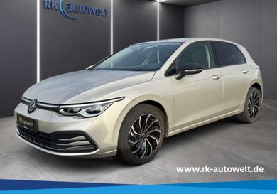 Volkswagen Golf, 2023
