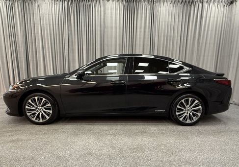 Lexus ES, 2019