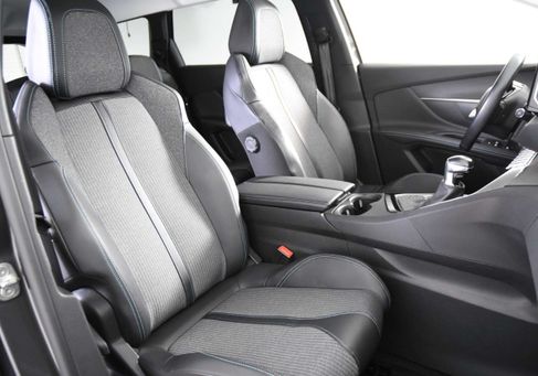 Peugeot 5008, 2021