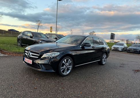 Mercedes-Benz C 300, 2021