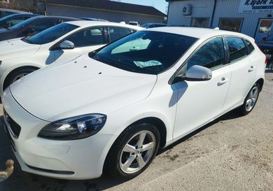 Volvo V40, 2017