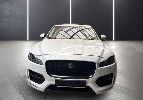 Jaguar F-Pace, 2019