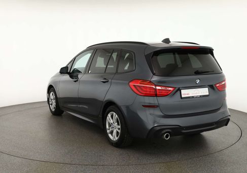 BMW 218, 2022 3