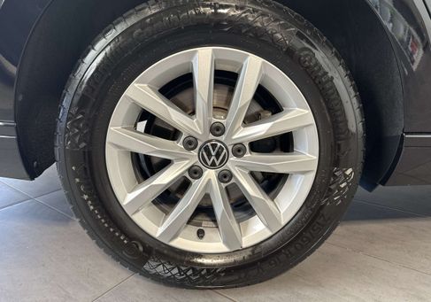 Volkswagen Passat, 2022