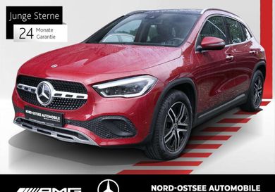 Mercedes-Benz GLA 180, 2022