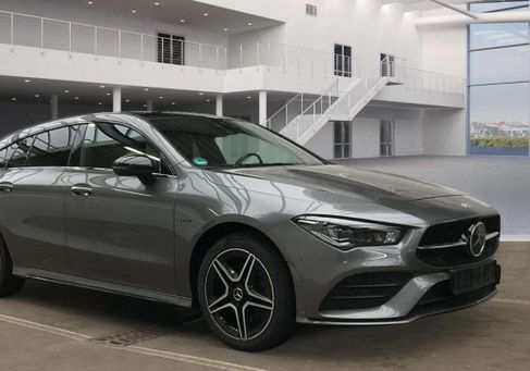 Mercedes-Benz CLA 250, 2021