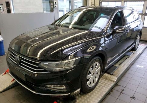 Volkswagen Passat, 2023