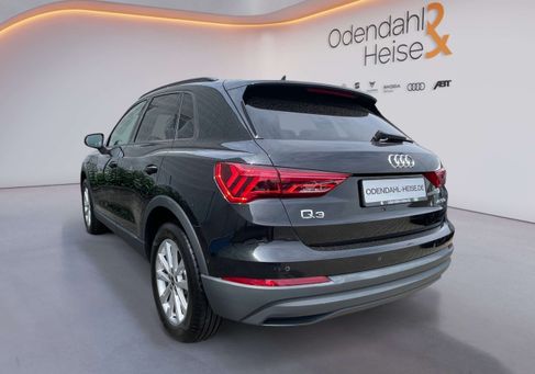 Audi Q3, 2022