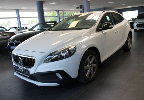 Volvo V40 Cross Country, 2018