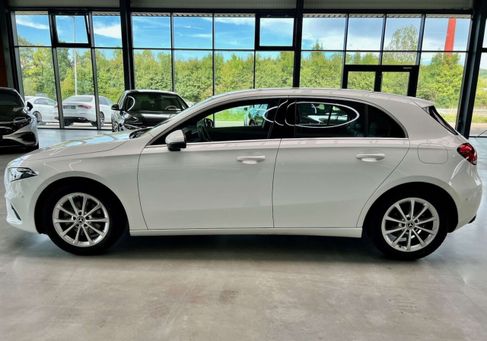 Mercedes-Benz A 180, 2022