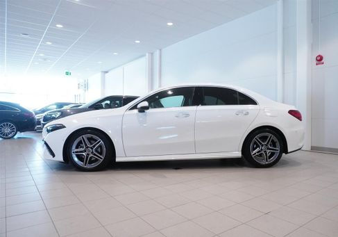 Mercedes-Benz A 200, 2024