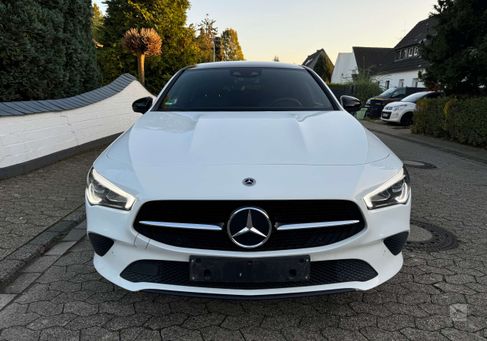 Mercedes-Benz CLA 220, 2021