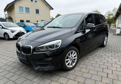 BMW 216, 2021