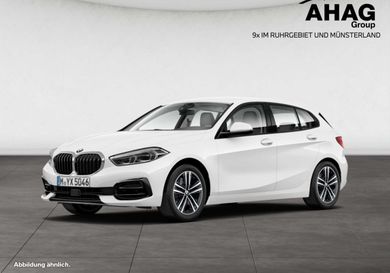BMW 118, 2022
