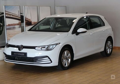 Volkswagen Golf, 2022