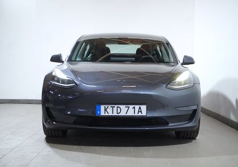 Tesla Model 3, 2021