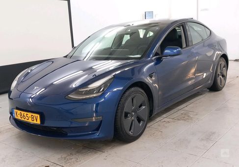 Tesla Model 3, 2020