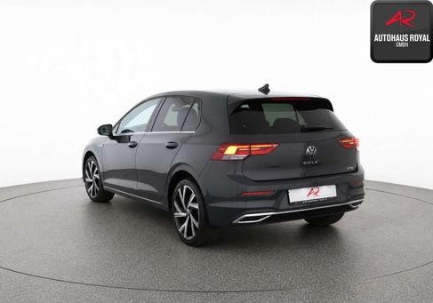 Volkswagen Golf, 2024 3